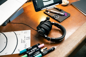 Audio-Technica ATH-M50XSTS-USB gaming headset fekete